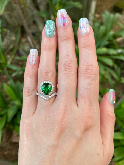 Natural Tsavorite Green Garnet 3.11ct Ring