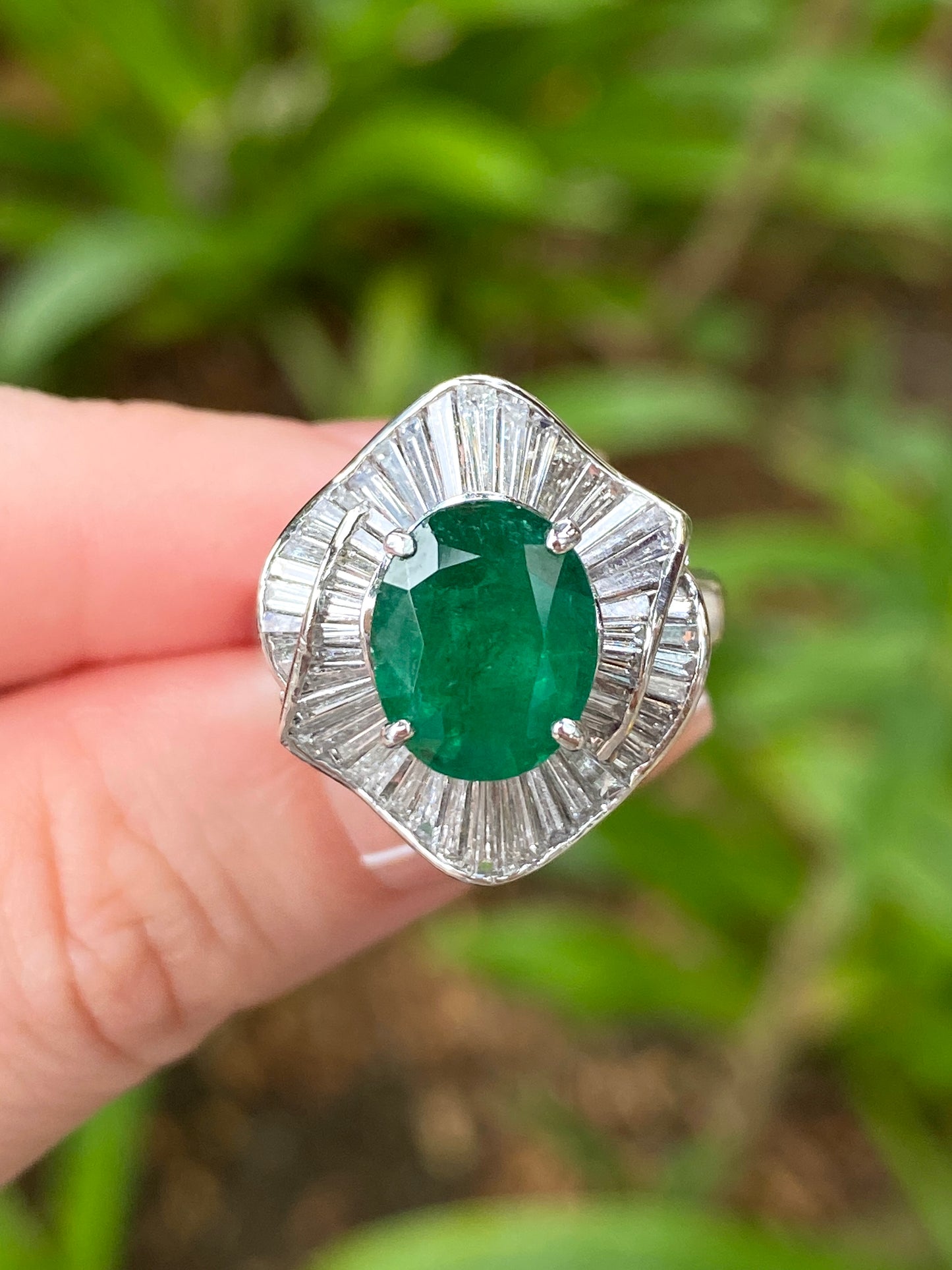 Natural Emerald 2.74ct Ring