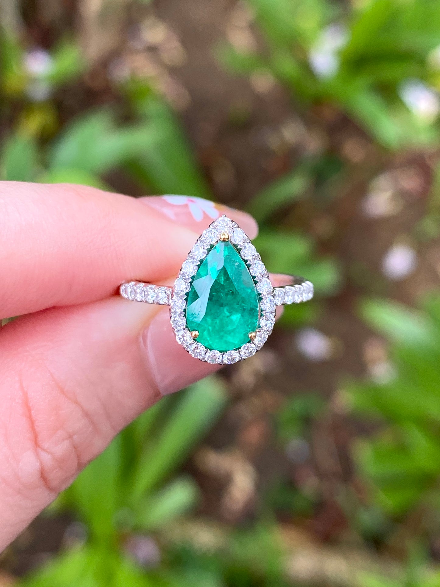 Natural Colombian Emerald 1.68ct Ring