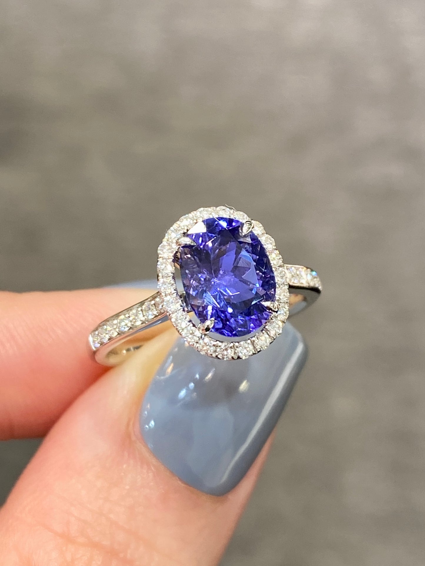 Natural Tanzanite 2.01ct Ring