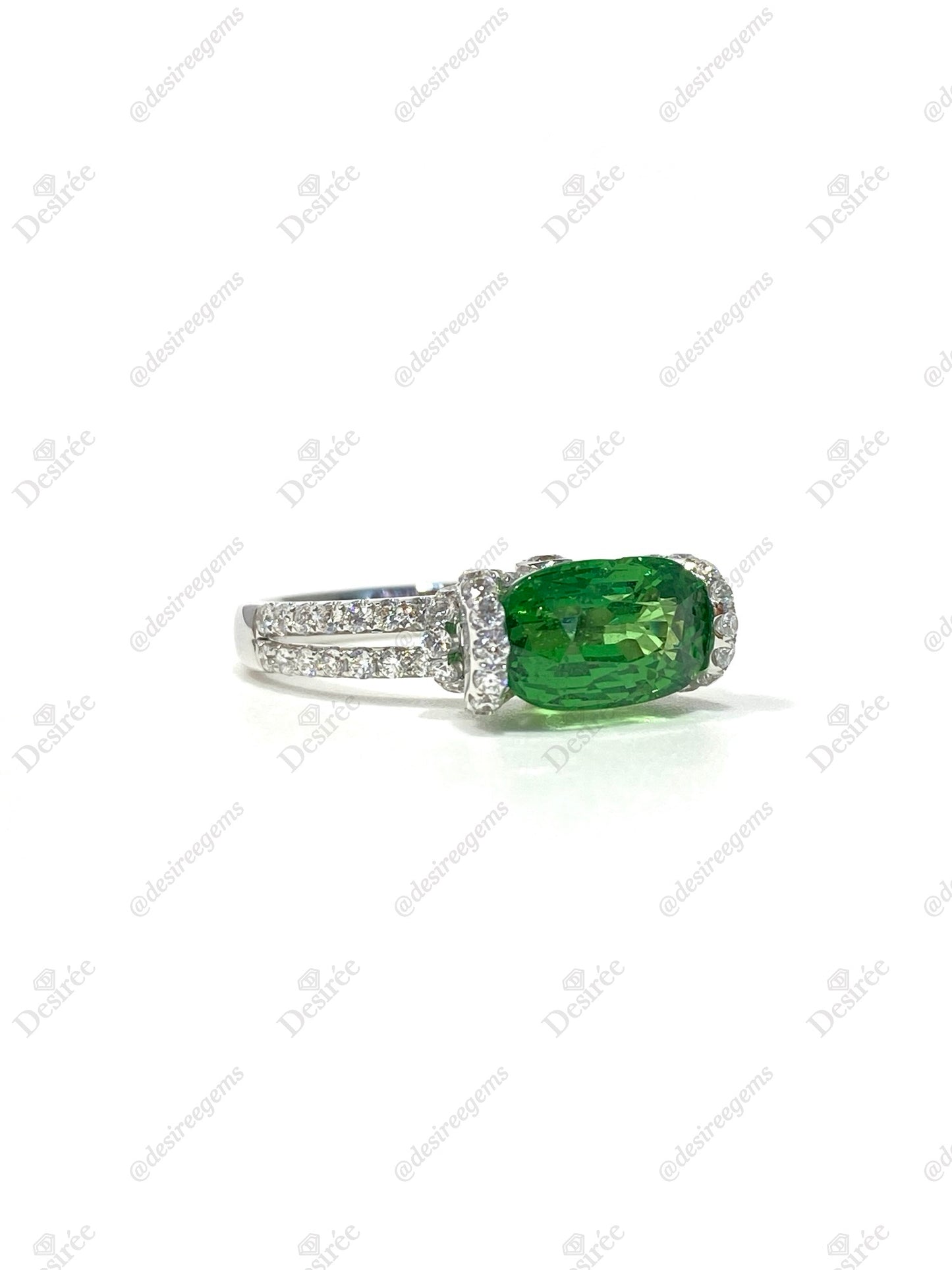 Natural Green Garnet Tsavorite 3.10ct Ring