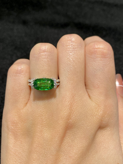 Natural Green Garnet Tsavorite 3.10ct Ring