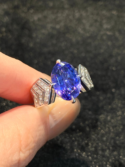 Natural Tanzanite 5.34ct Ring