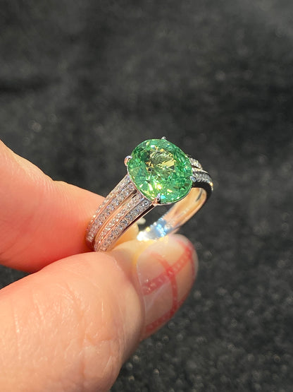 Natural Green Garnet 2.64ct Ring