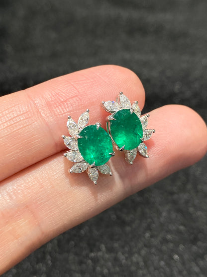 Natural Colombian Emerald 2.39ct Ring
