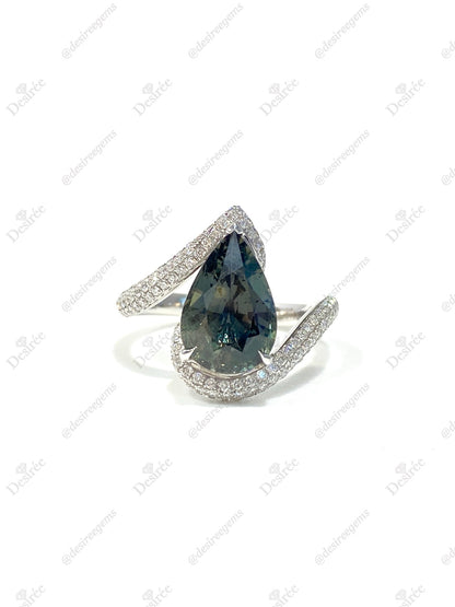 Natural Color Change Sapphire 3.87ct Ring