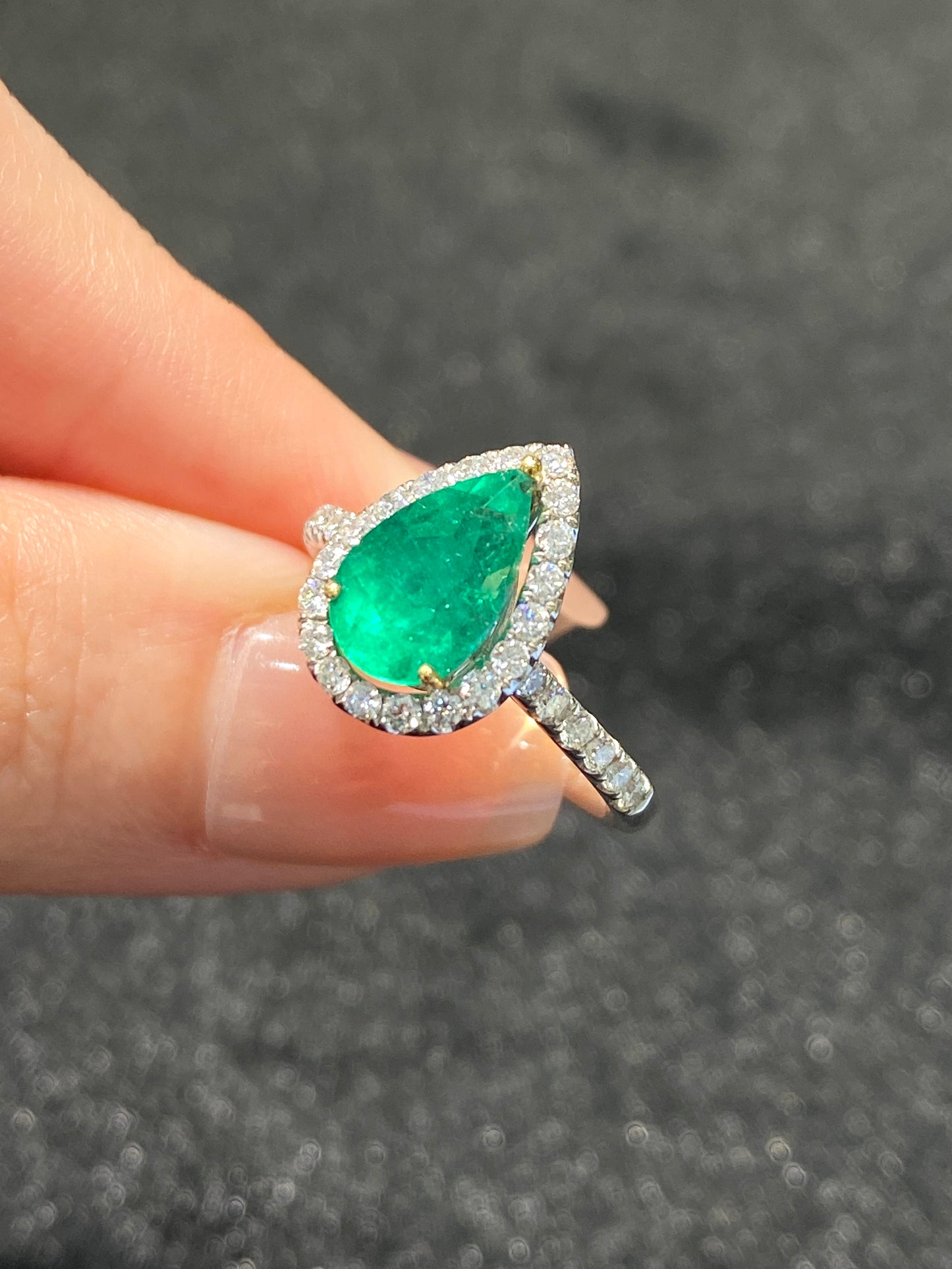 Natural Colombian Emerald 1.68ct Ring