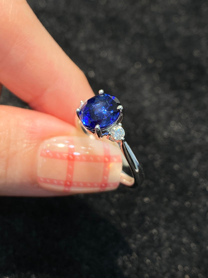 Natural Blue Sapphire 2.56ct Ring