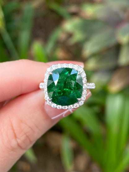 Natural Tsavorite Green Garnet 7.63ct Ring