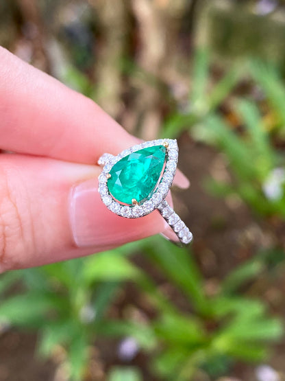 Natural Colombian Emerald 1.68ct Ring