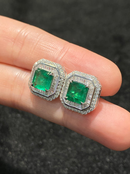 Natural Emerald 2.70ct Earrings