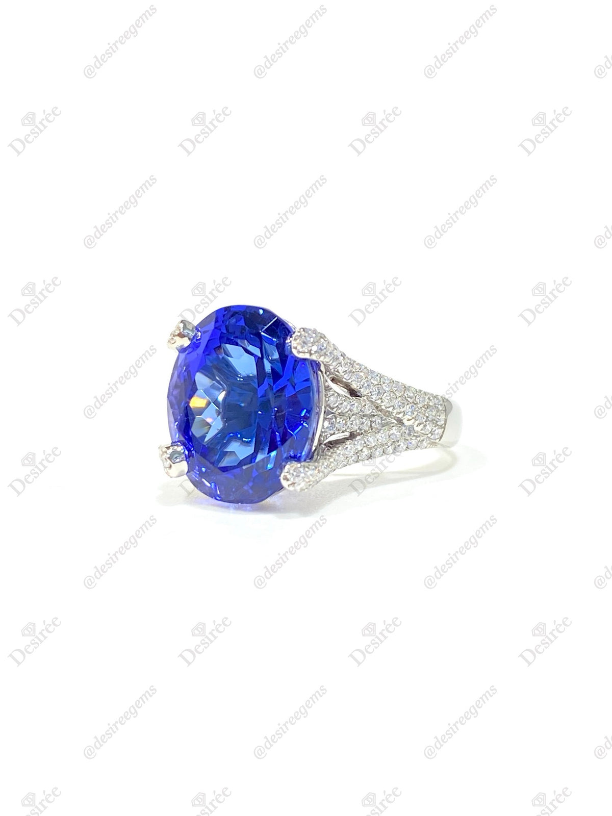 Natural Tanzanite 9.48ct Ring
