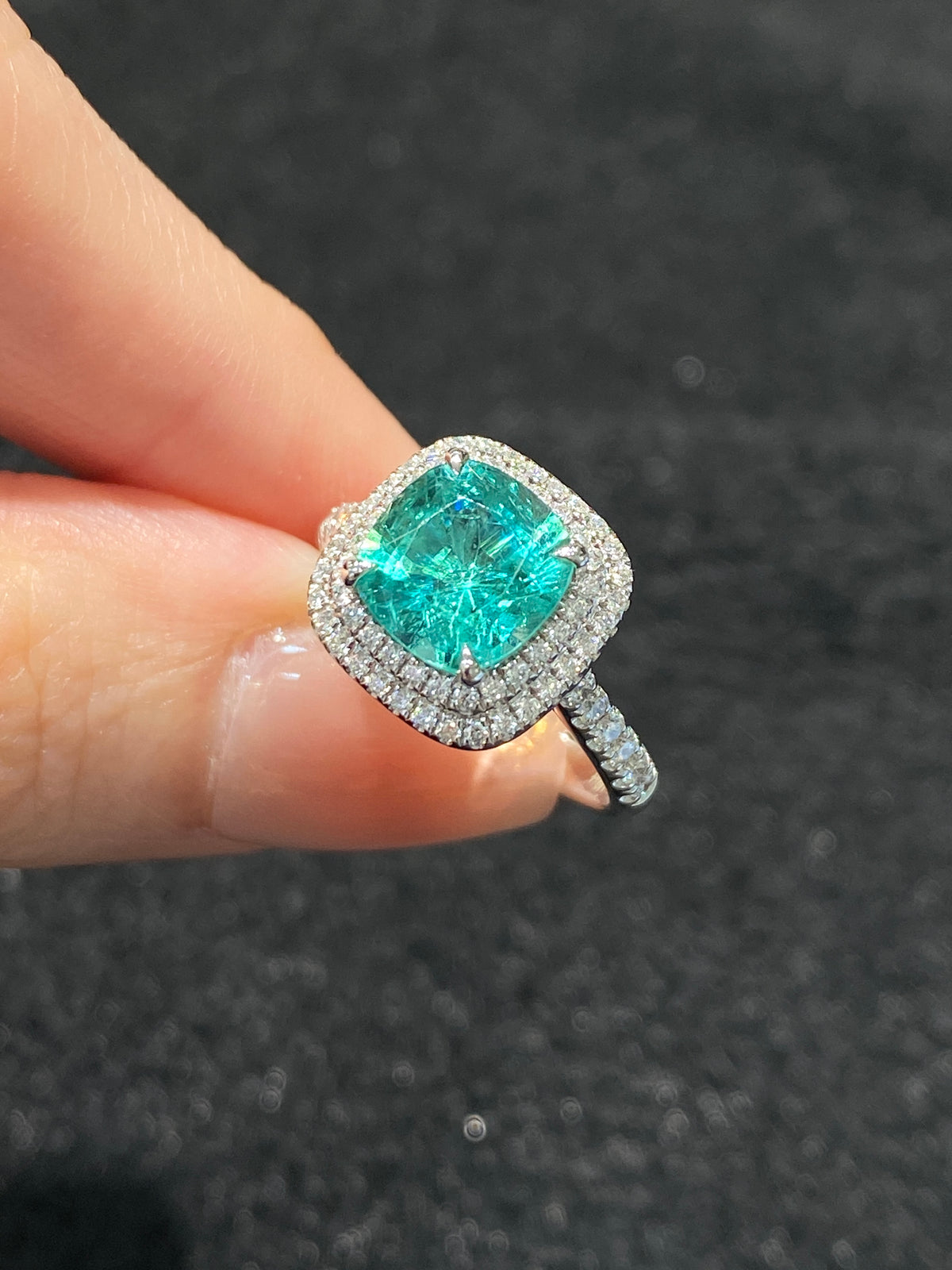 Natural Emerald 2.18ct Ring