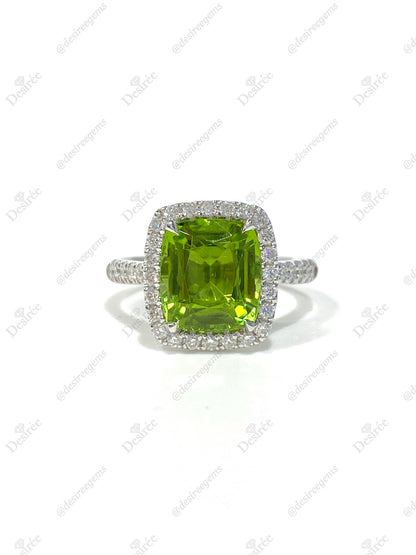 Natural Peridot 3.21ct Ring