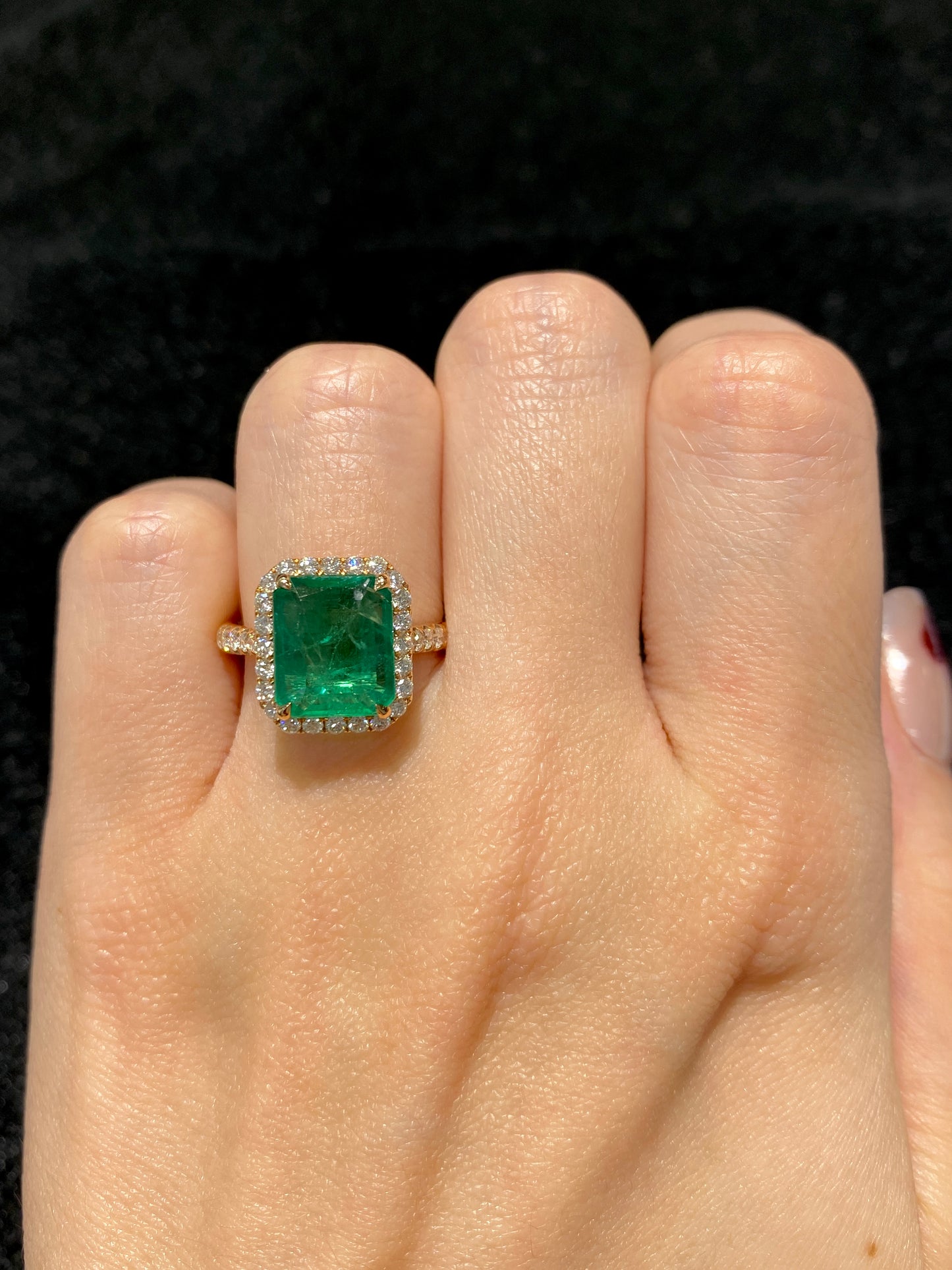 Natural Emerald 3.04ct Ring