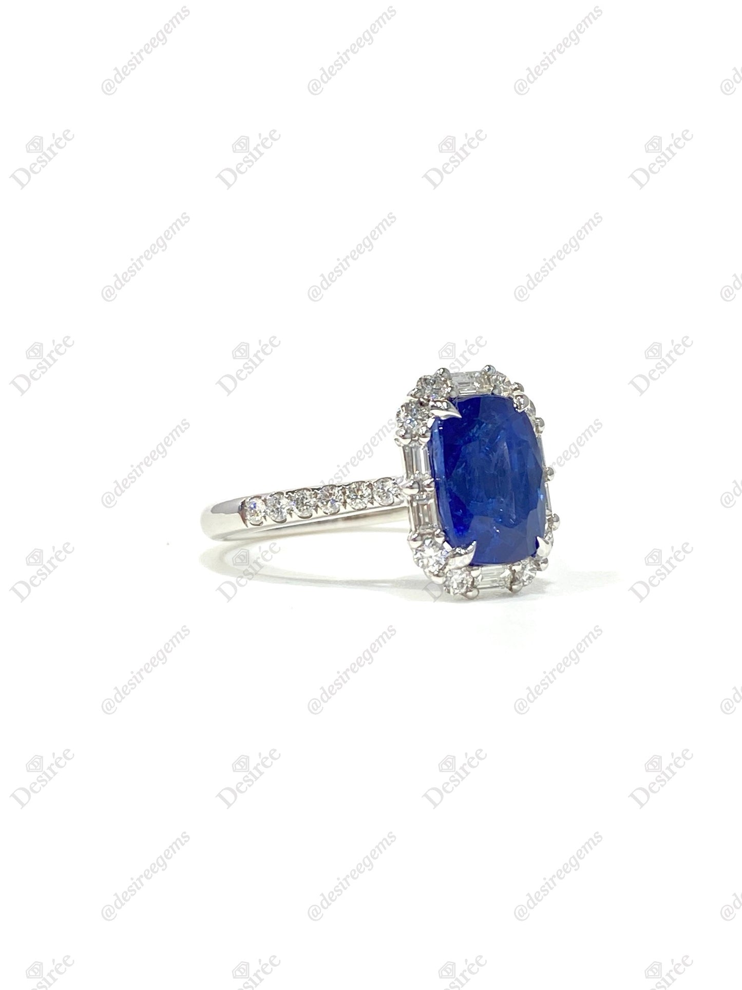 Natural Royal Blue Sapphire 4.19ct Ring
