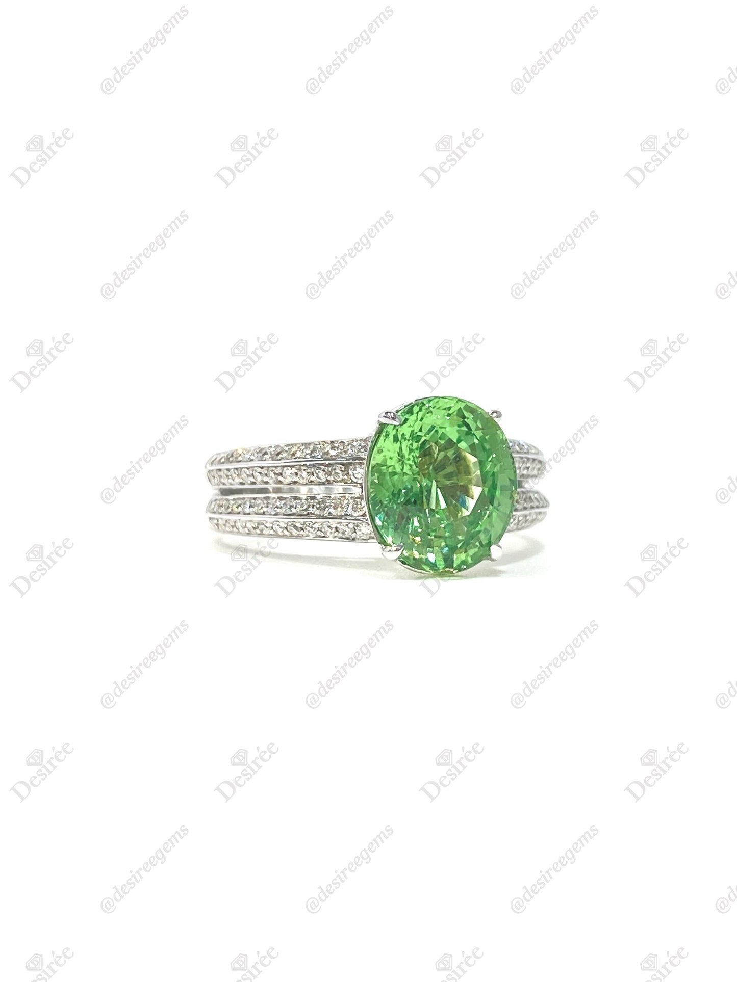 Natural Green Garnet 2.64ct Ring