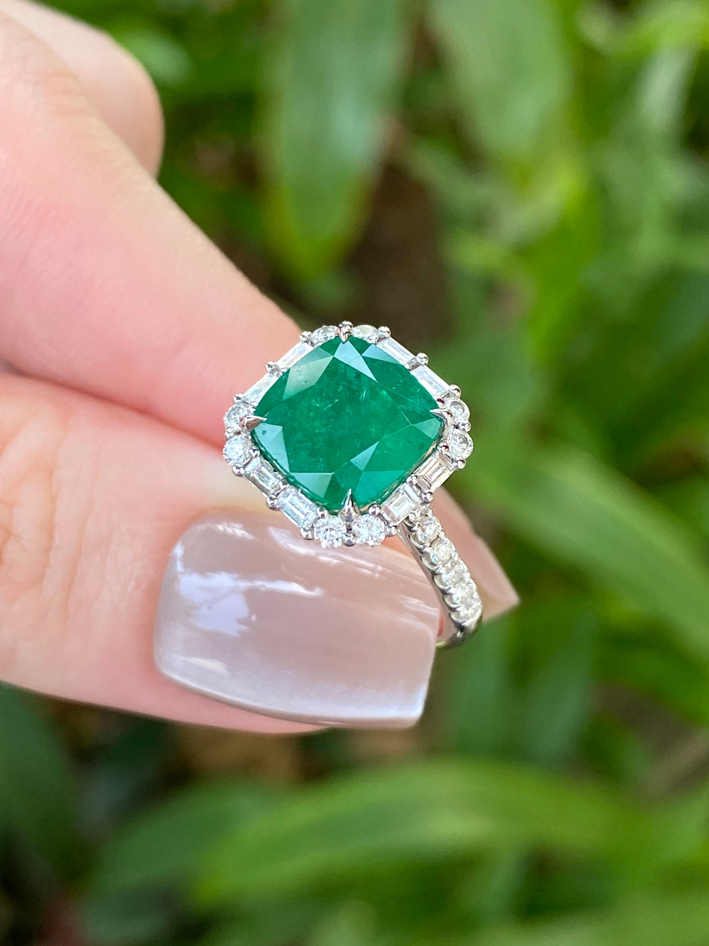 Natural Emerald 3.34ct Ring
