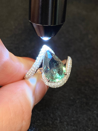 Natural Color Change Sapphire 3.87ct Ring
