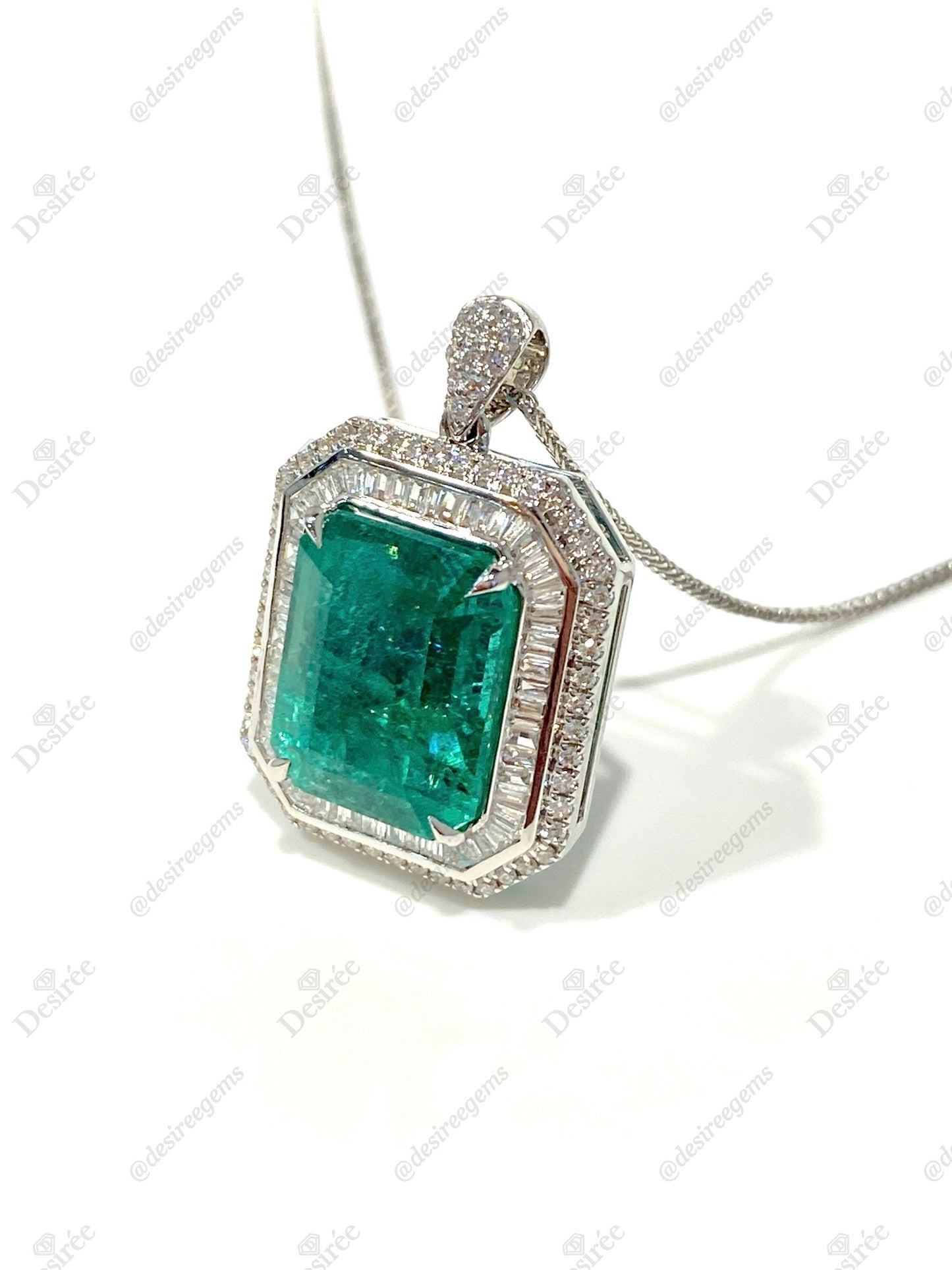 Natural Emerald 7.76ct Necklace