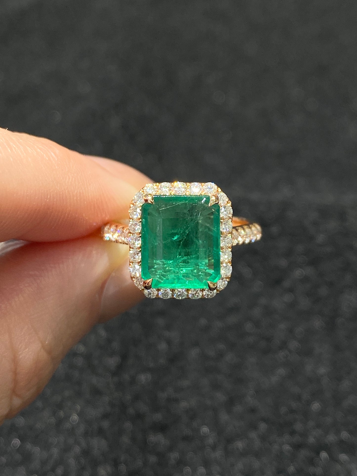 Natural Emerald 3.04ct Ring