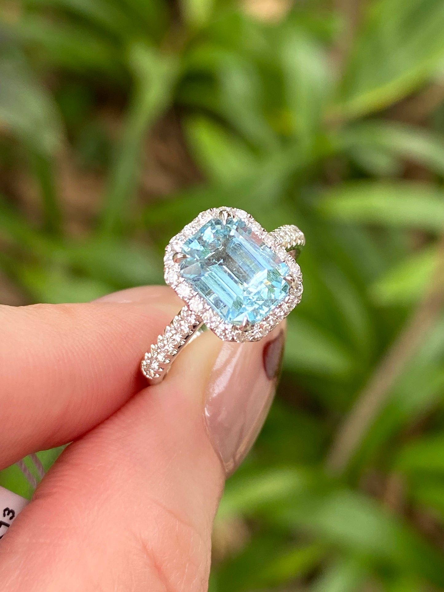 Natural Aquamarine 2.04ct Ring