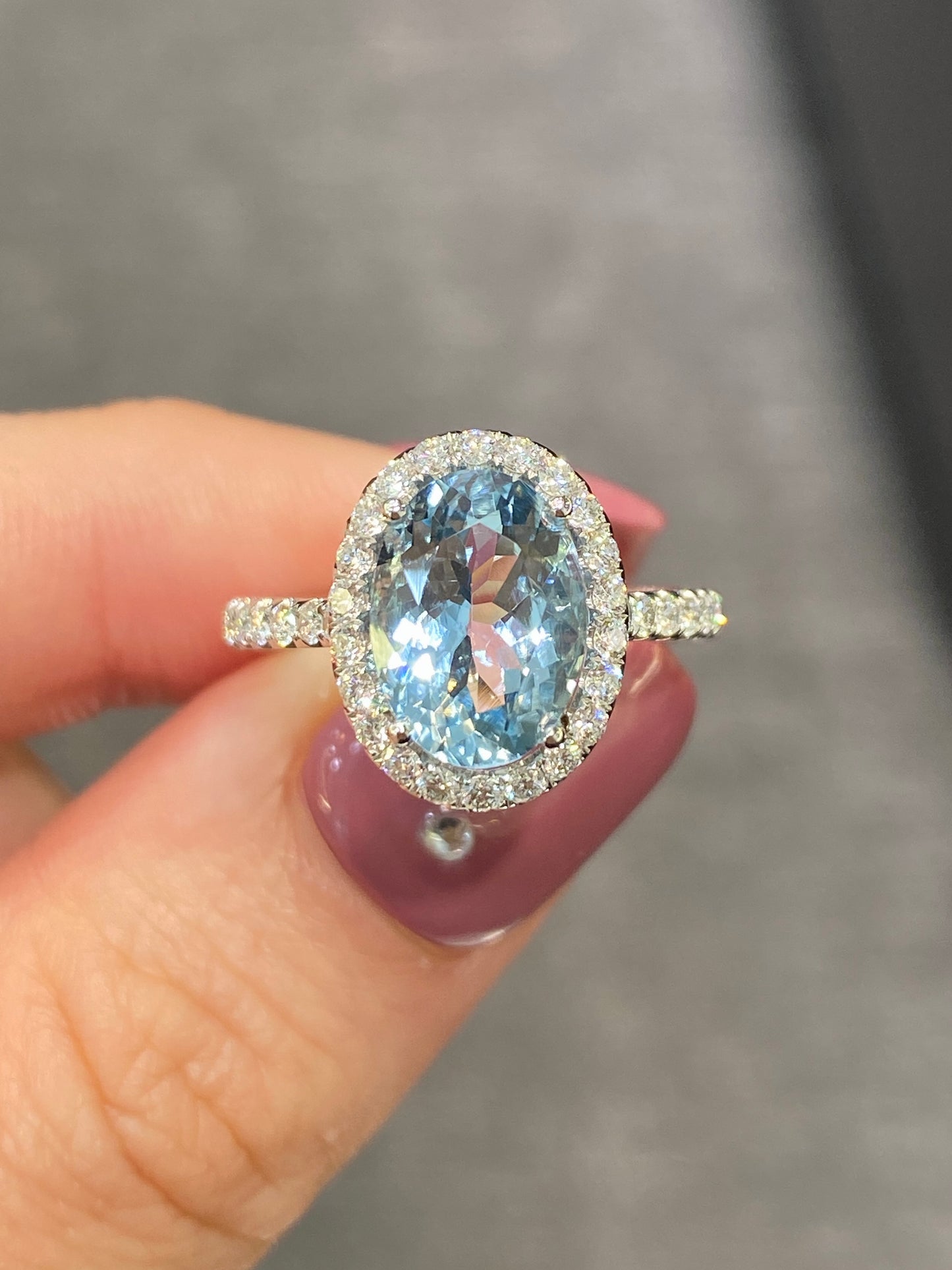 Natural Aquamarine 2.12ct Ring