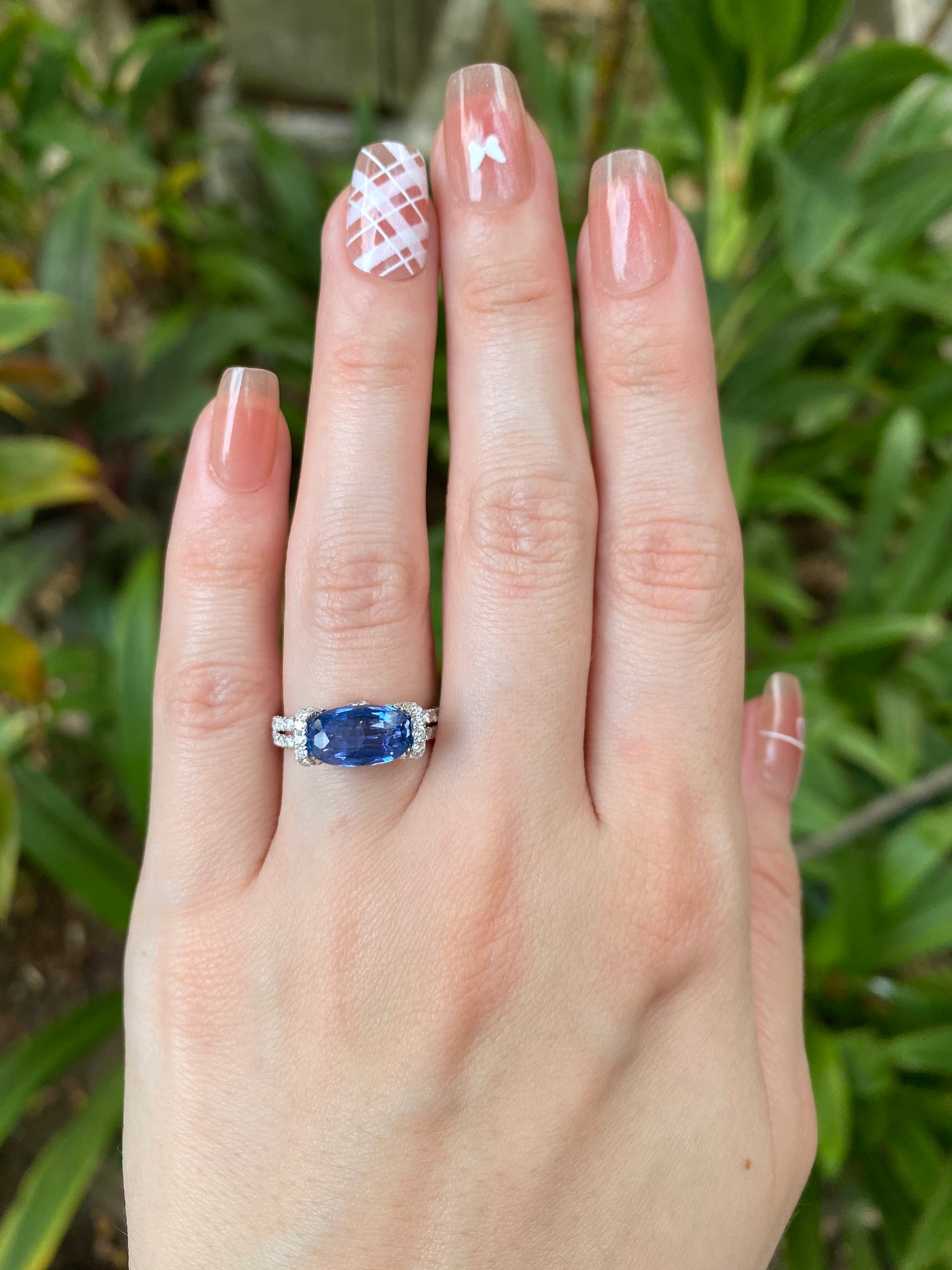 Natural Blue Sapphire 2.92ct Ring