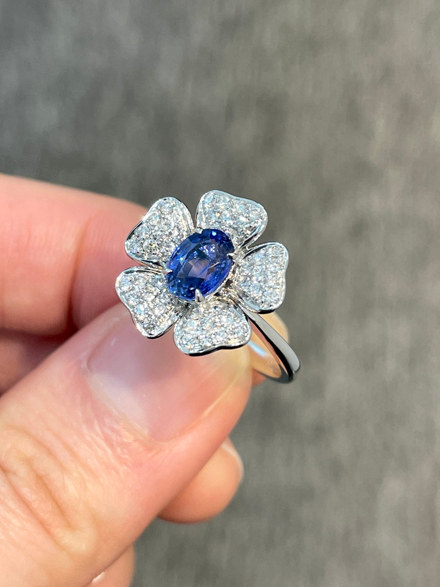 Natural Blue Sapphire Ring 1.18ct