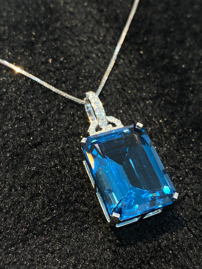 Natural London Blue Topaz 25.58ct Pendant