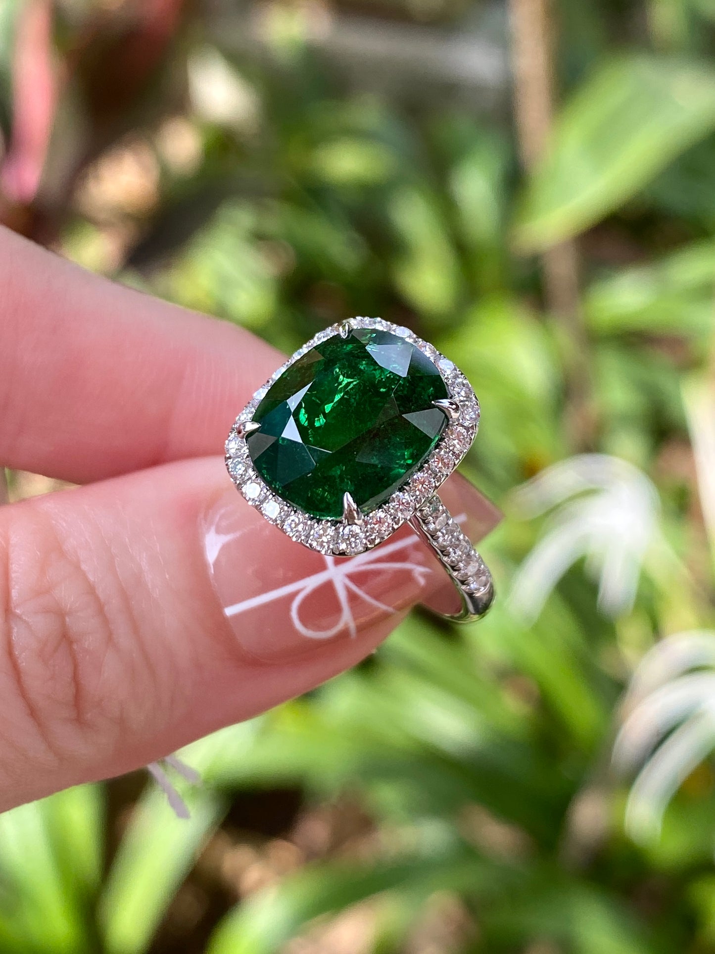 Natural Tsavorite Green Garnet 7.98ct Ring