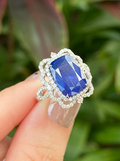 Natural Royal Blue Sapphire 5.41ct Ring