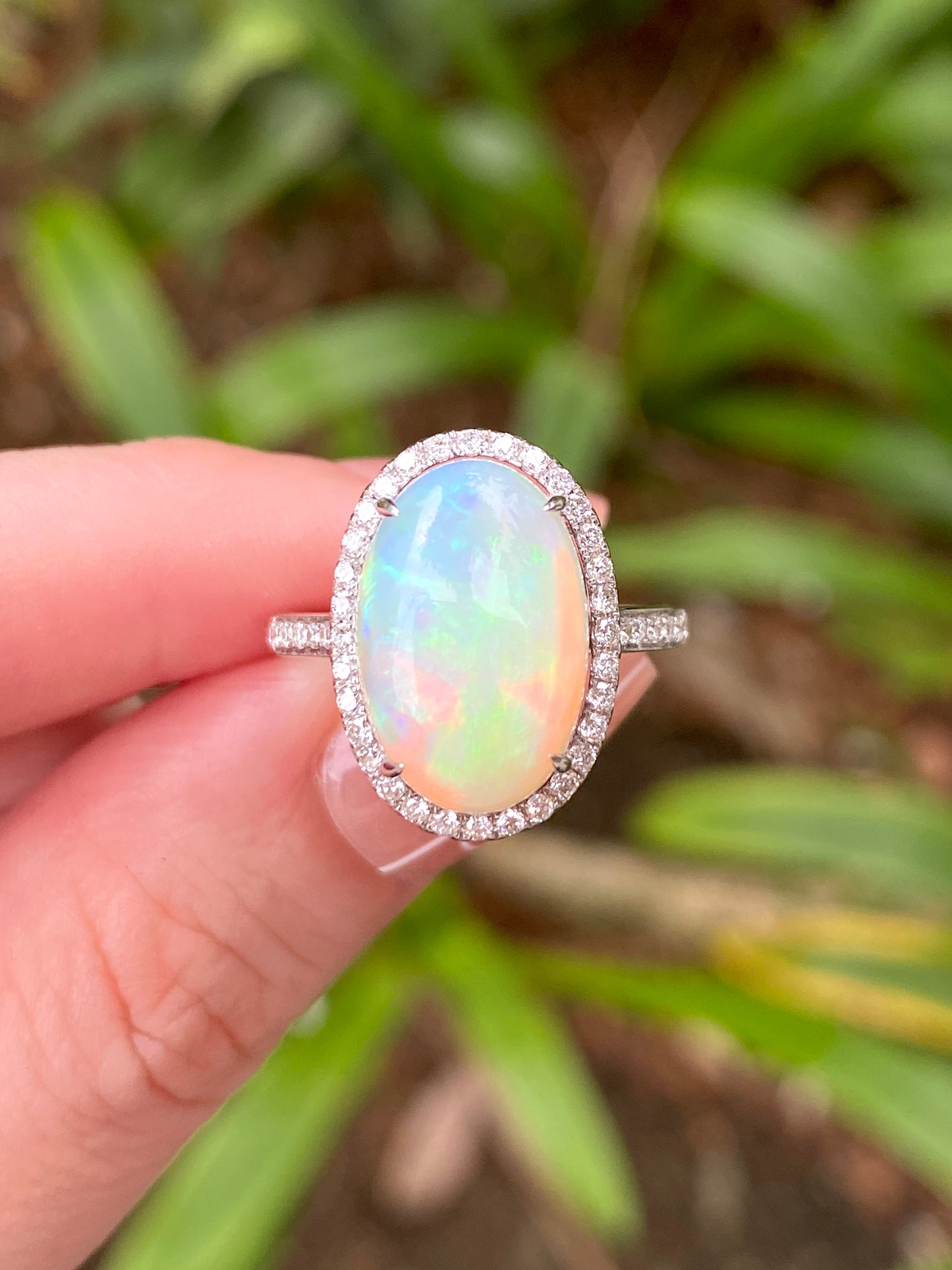 Natural Opal 3.97ct Ring
