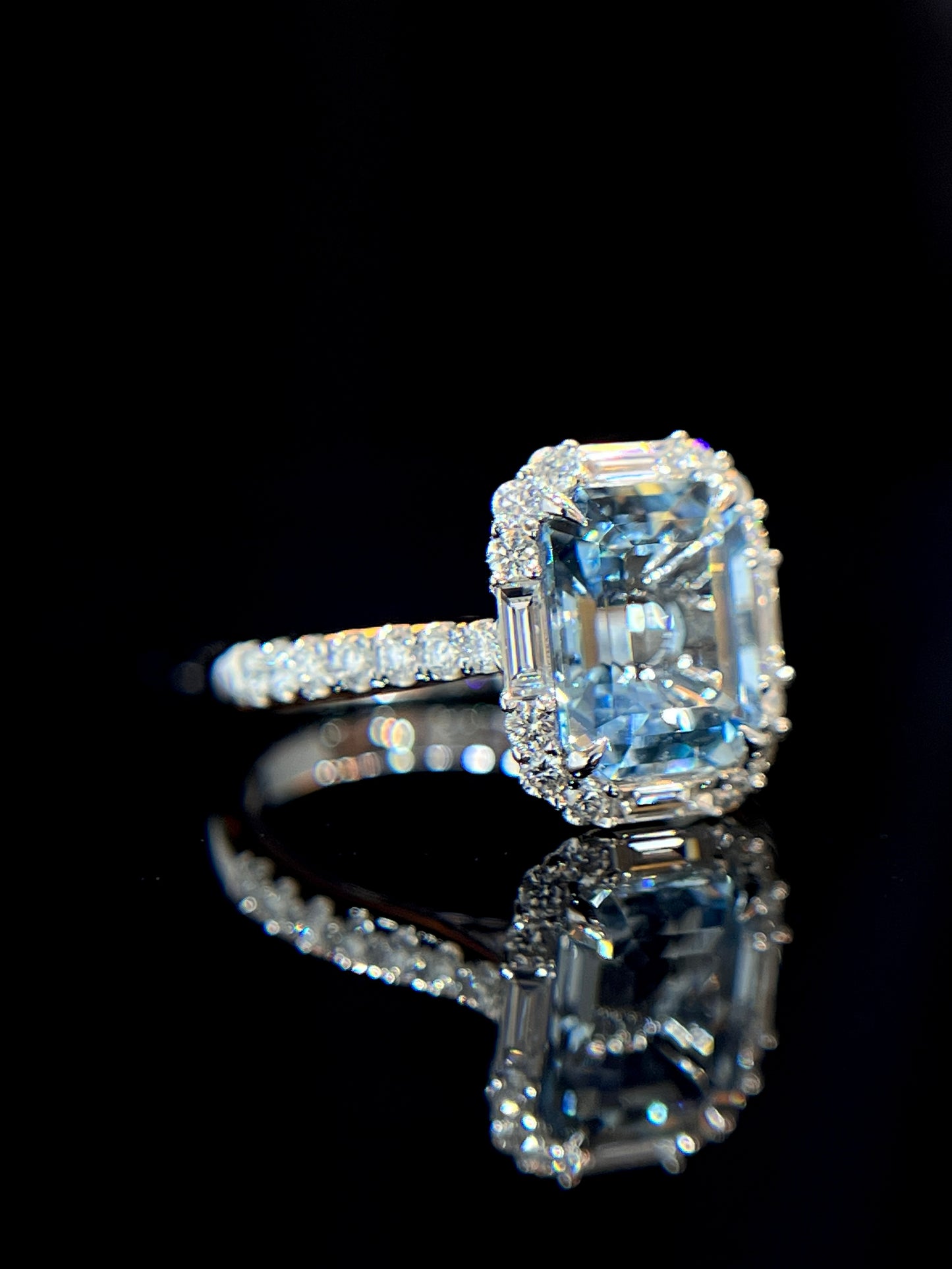 Natural Aquamarine 2.00ct Ring