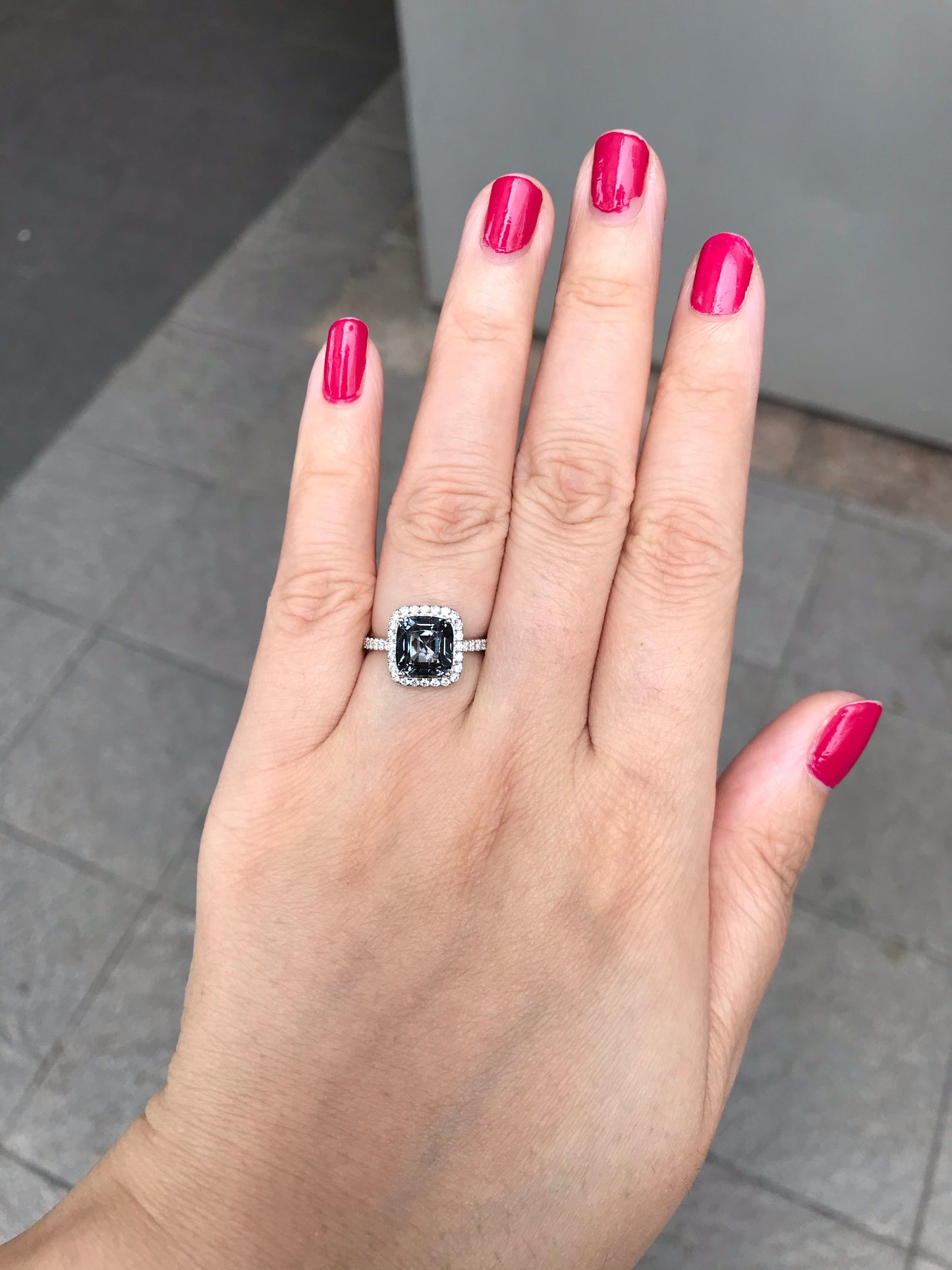 Grey Spinel Ring 2.86ct