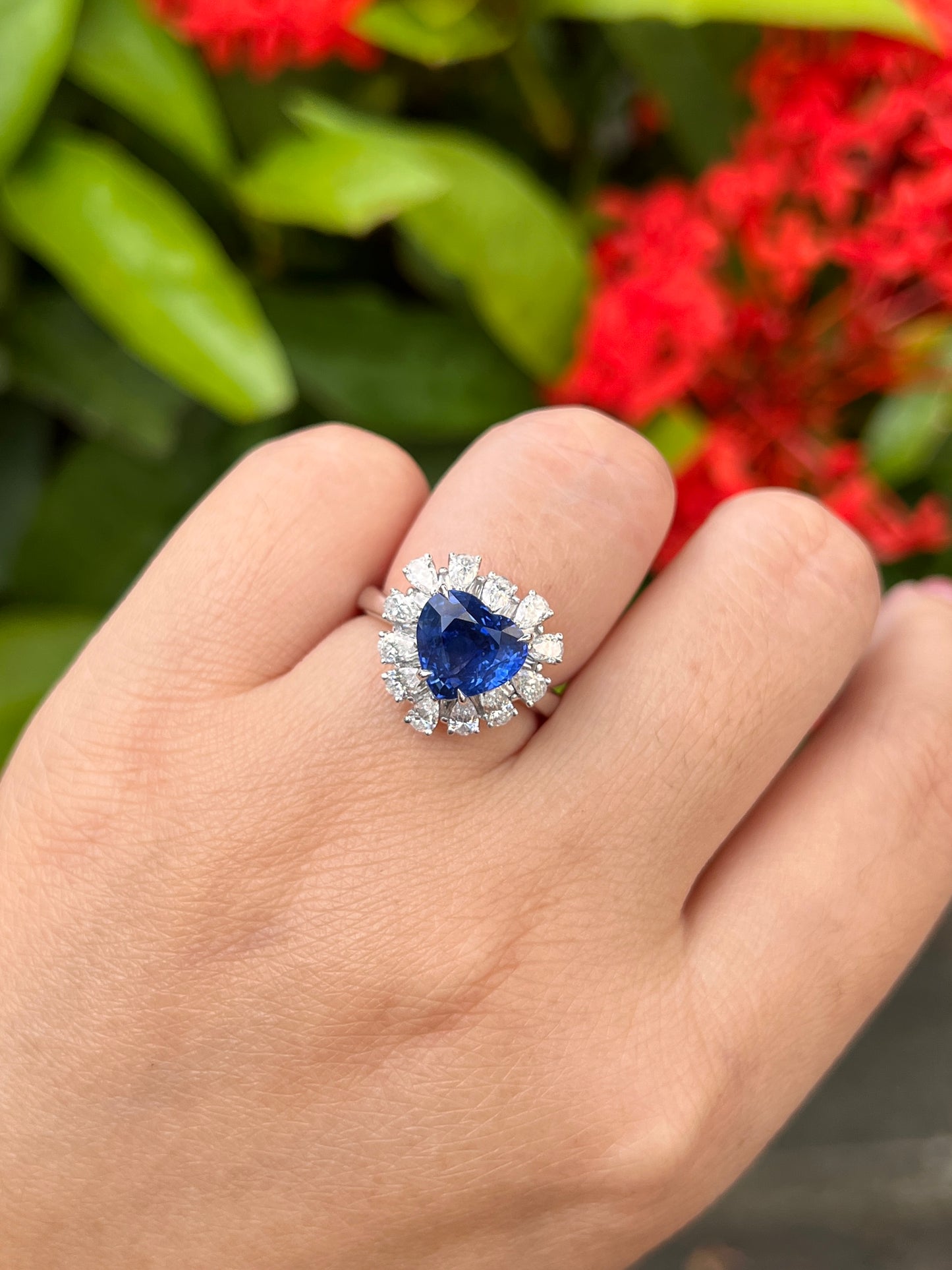 Natural Blue Sapphire 3.57ct Ring