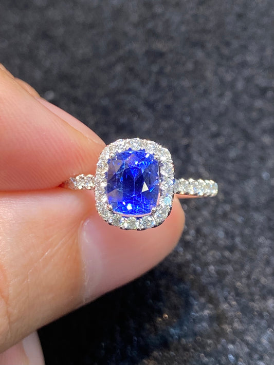 Natural Blue Sapphire Ring 2.15ct set with 0.41ct natural diamonds in 18k white gold