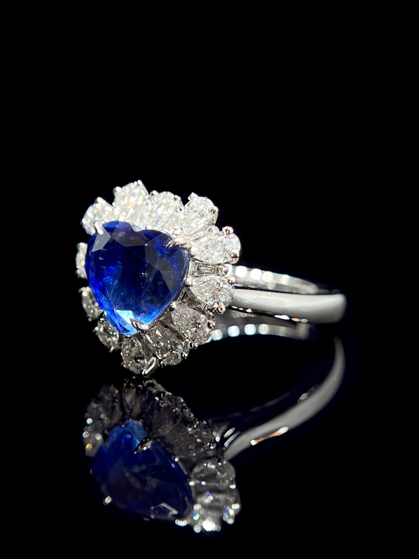 Natural Blue Sapphire 3.57ct Ring
