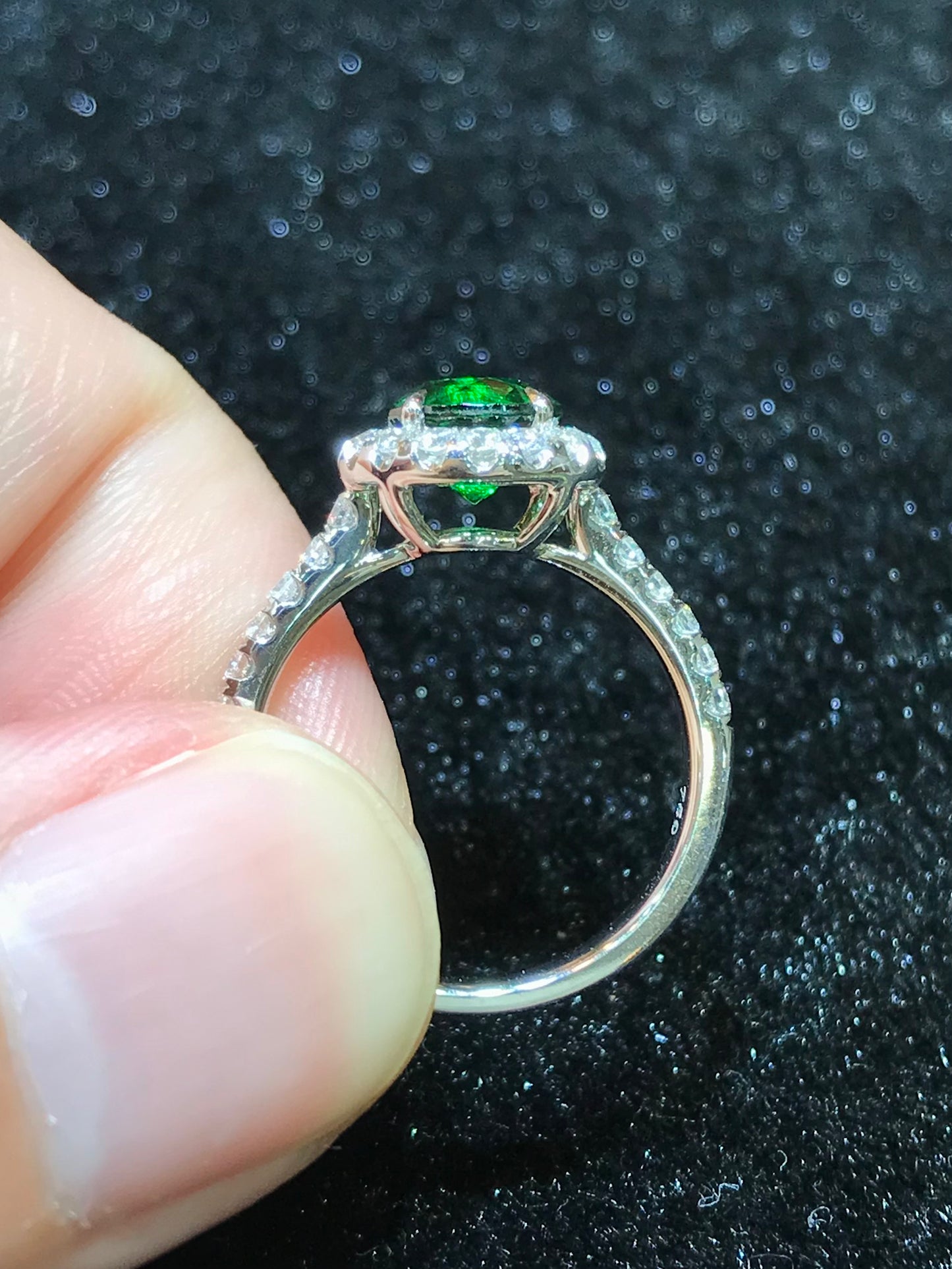 Natural Green Garnet Tsavorite 1.60ct Ring