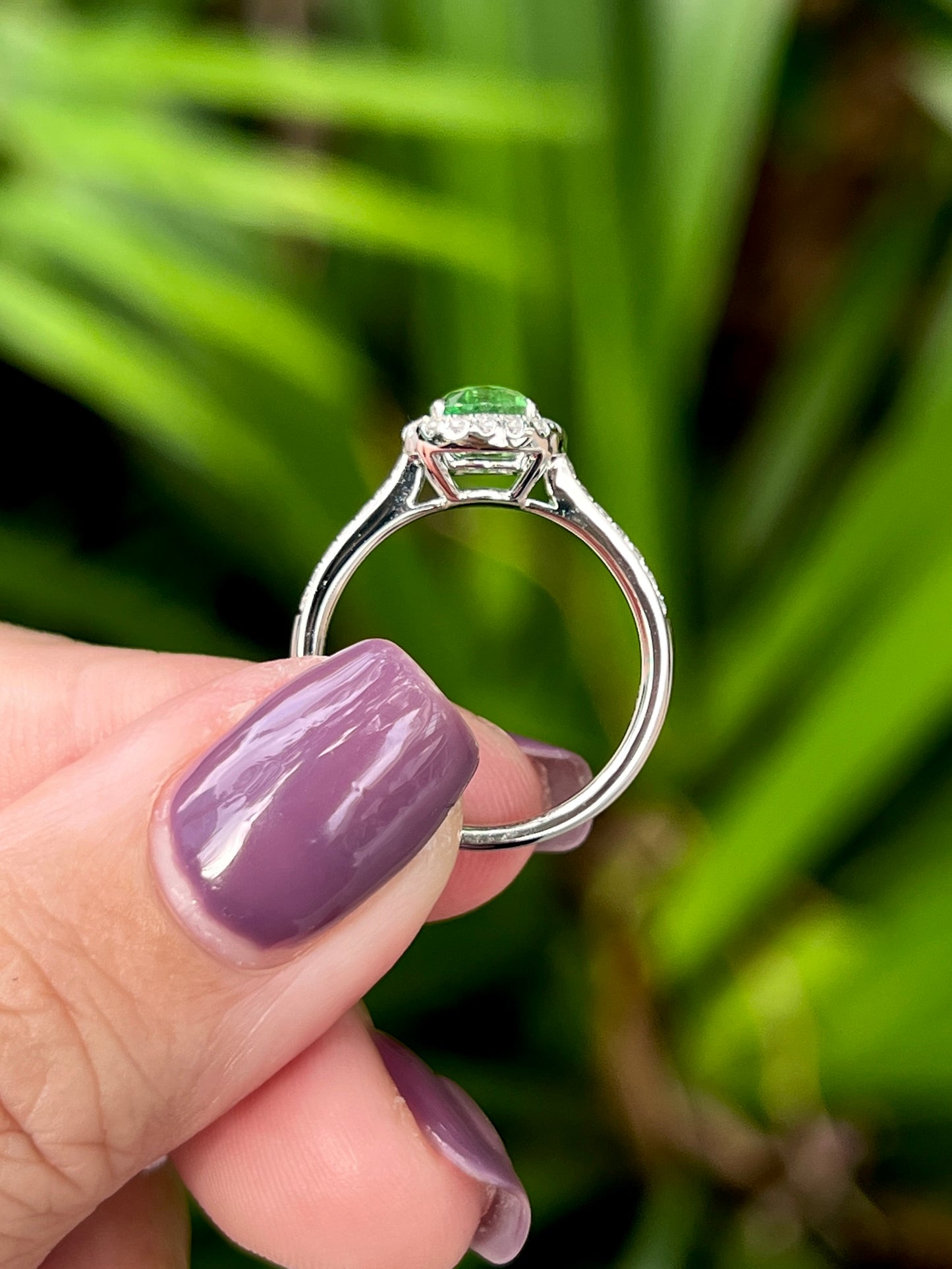 Natural Green Garnet Tsavorite 1.41ct Ring