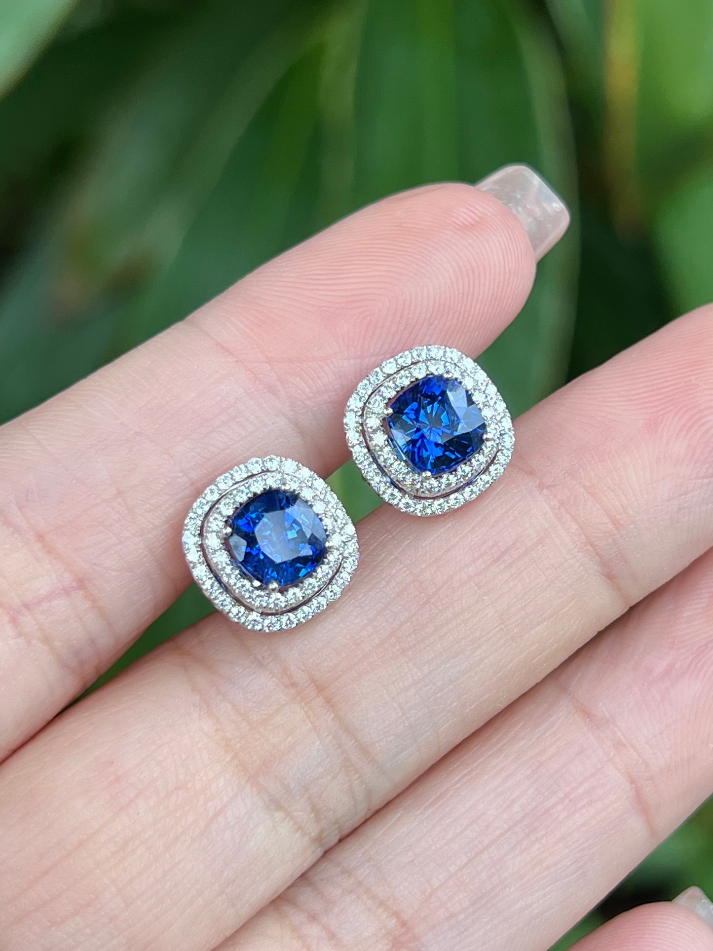 Natural Blue Sapphire Earrings 2.88ct