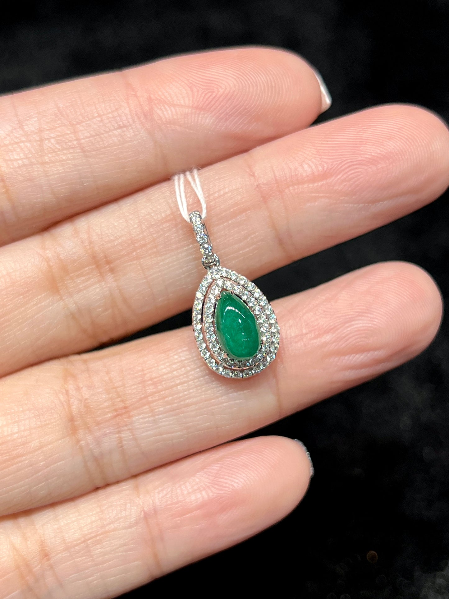 Natural Colombian Emerald 0.80ct Pendant