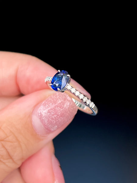 Natural Blue Sapphire 0.98ct Ring Set With Natural Diamond In 18K