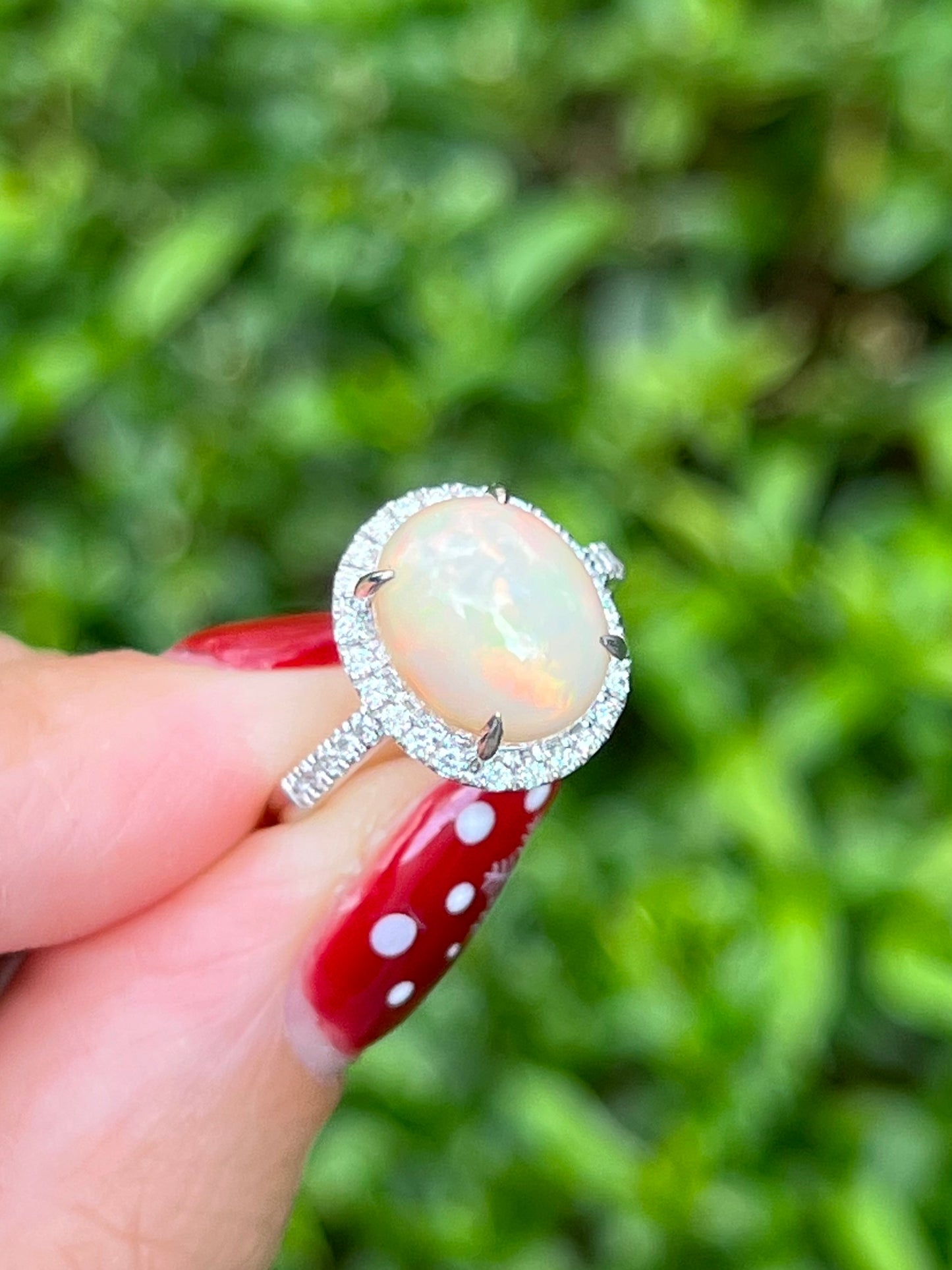 Natural Opal 3.09ct Ring