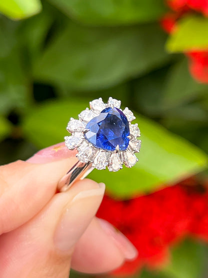 Natural Blue Sapphire 3.57ct Ring