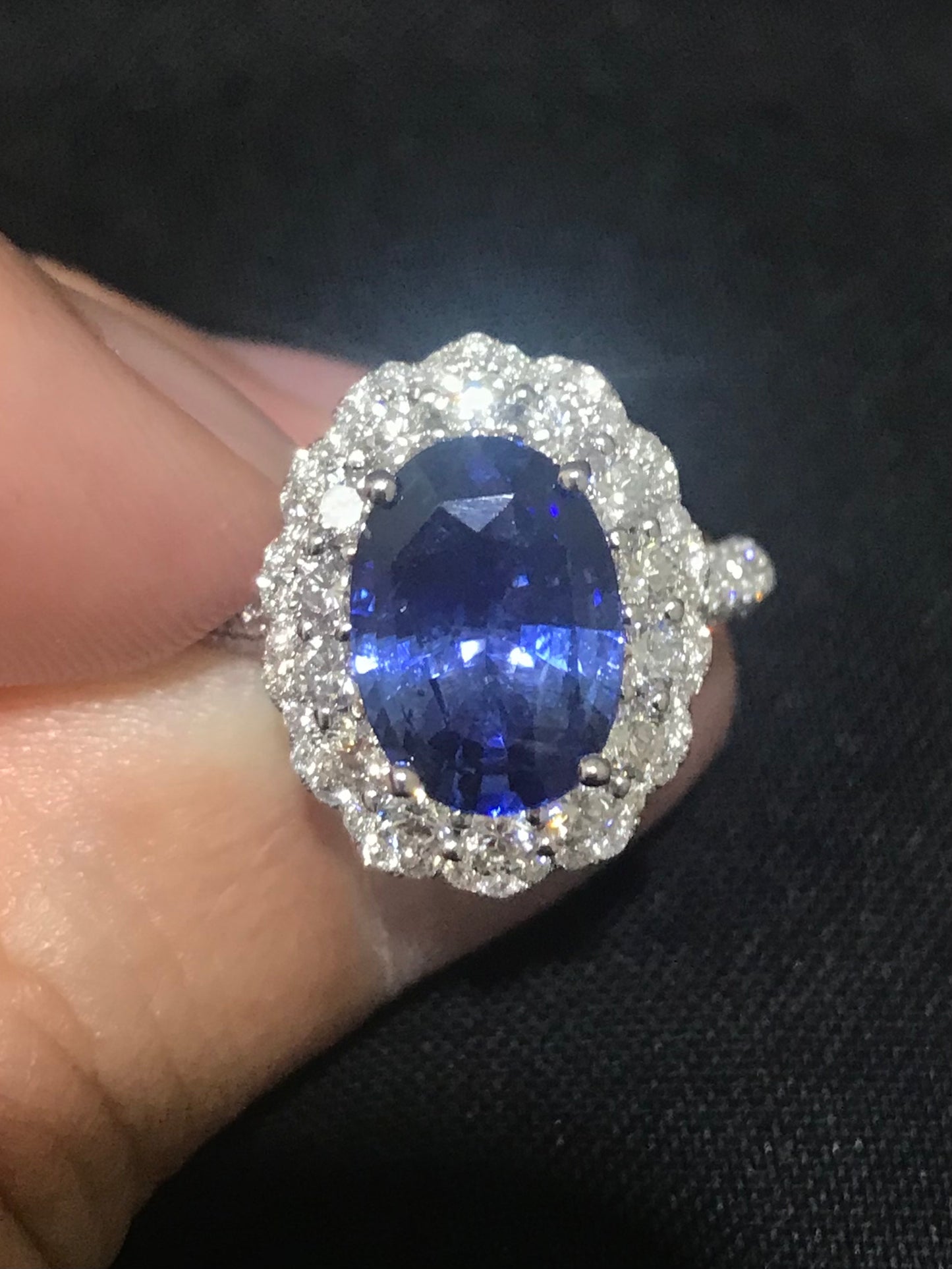 Natural Blue Sapphire 3.53 Ring