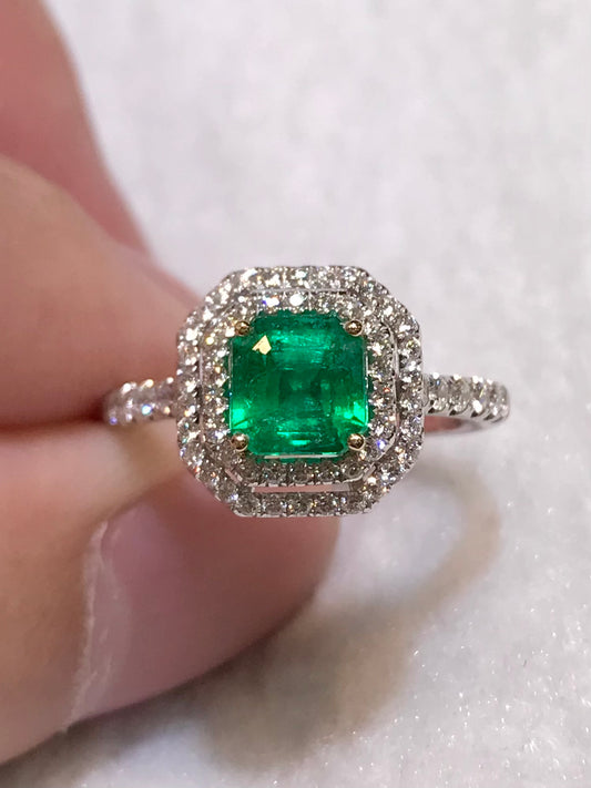 Natural Colombian Emerald 0.96ct Ring