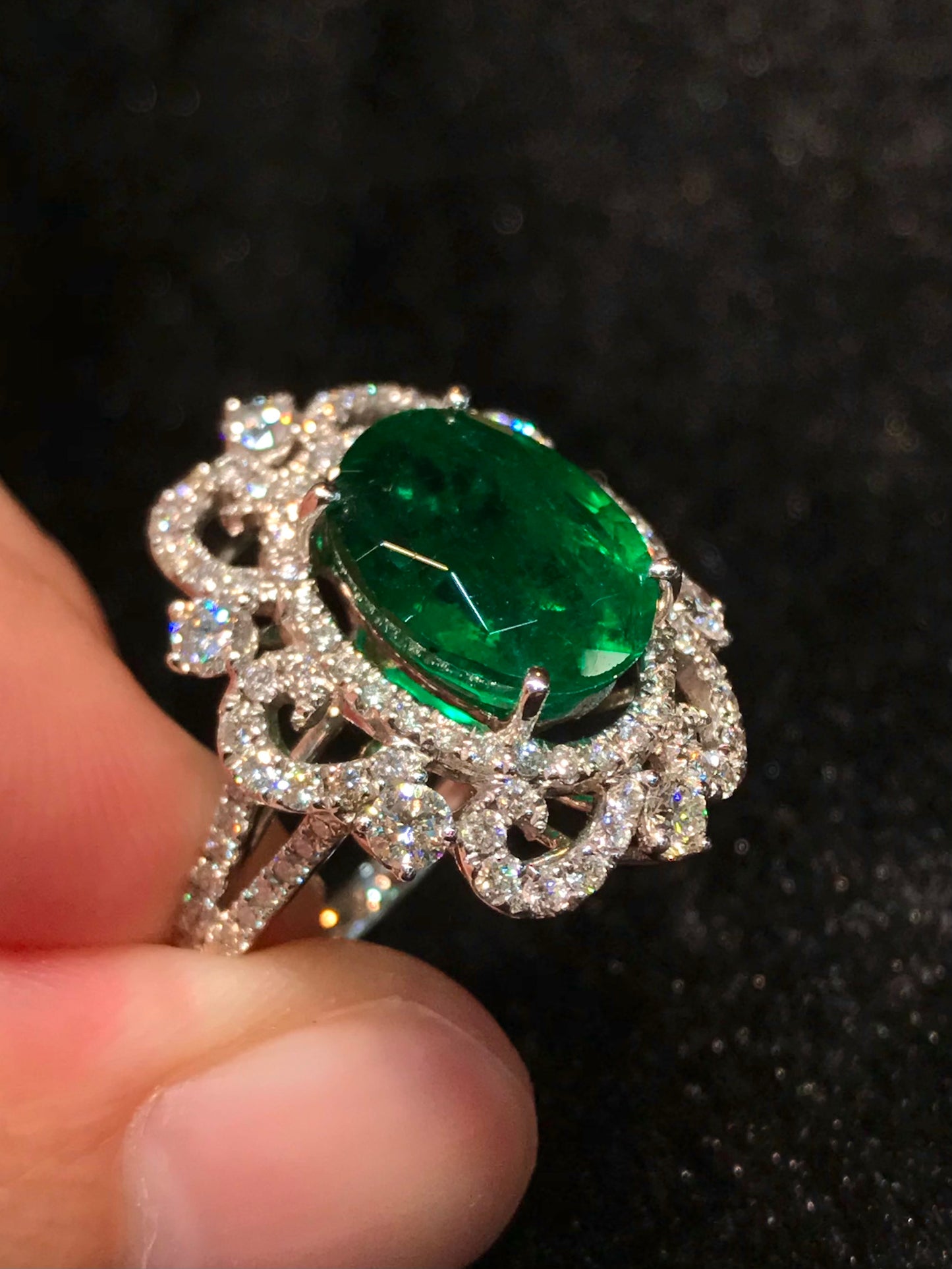 Natural Emerald 4.34ct Ring