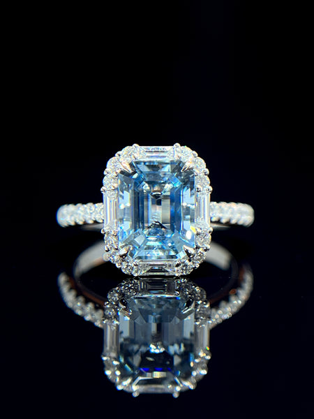 Natural Aquamarine 2.00ct Ring Set With Natural Diamonds In 18K White Gold Gemstone Fine Jewellery Singapore