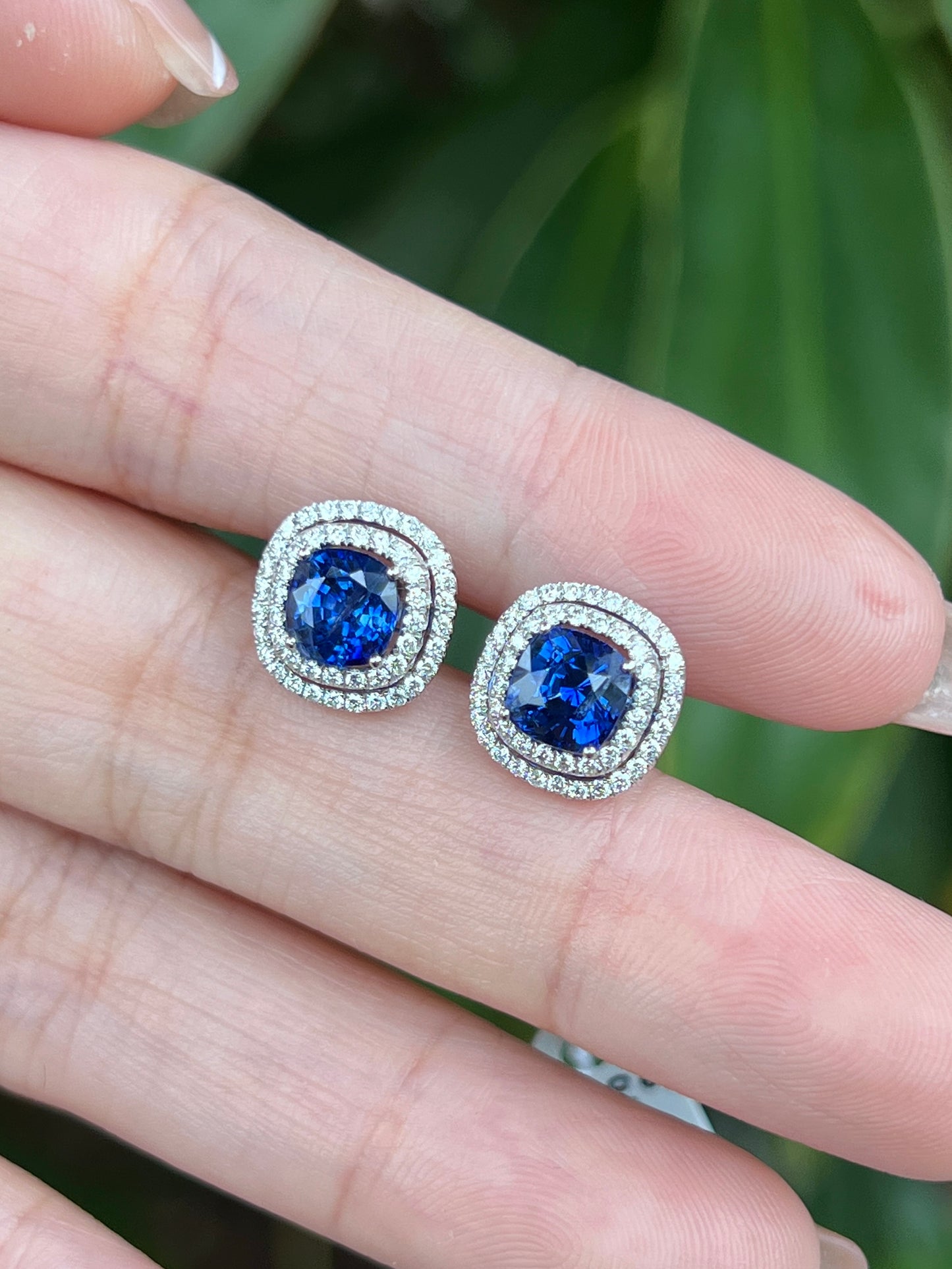 Natural Blue Sapphire Earrings 2.88ct
